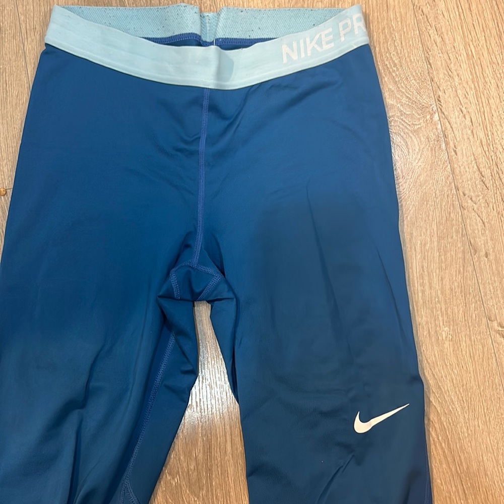 nike pro quarter leggings